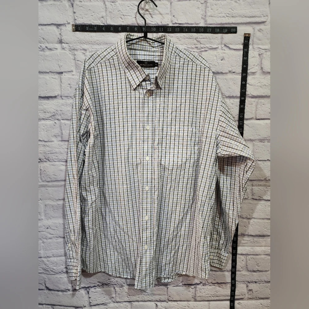 Bugatchi classic textured, lightweight button-down stripe shirt Size XLarge